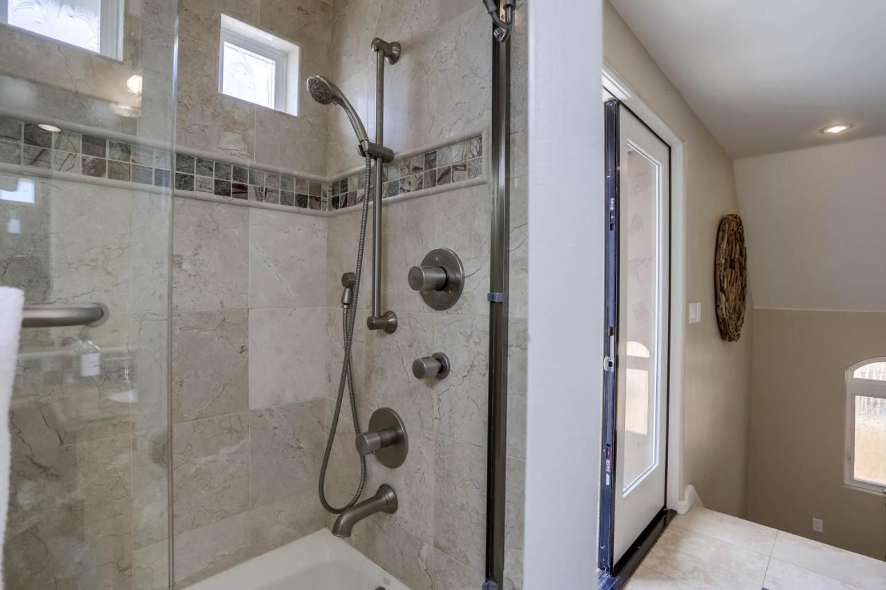 Stunning Ocean View Home W Rooftop Terrace, Firepit, Fast Wifi, Ac & Parking! سان دييغو المظهر الخارجي الصورة